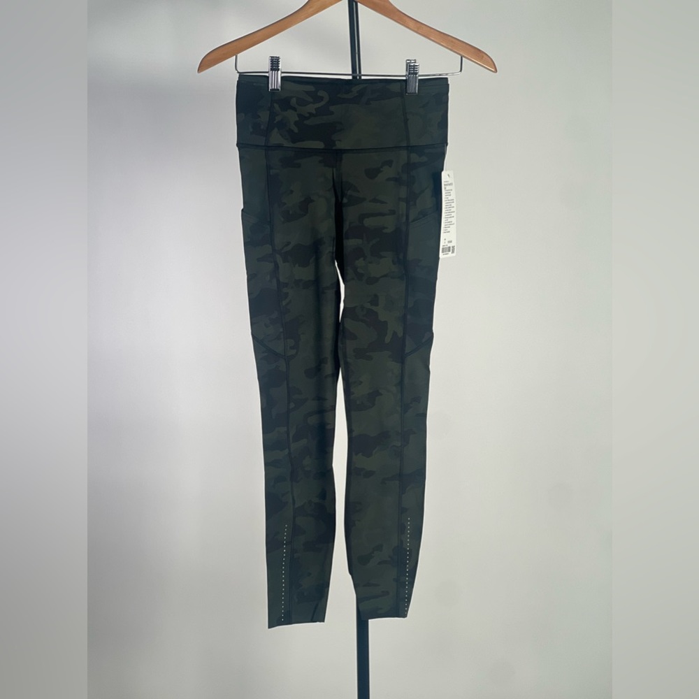 NWT Lululemon Fast & Free 7/8 Tight II *Nulux 25" size 6 - Picture 5 of 5